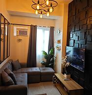 Luxurious and Cozy Condo in Quezon City With City View