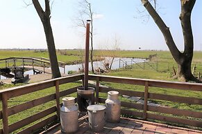 B&B Farm Grutsk in Suwald With its Harbor