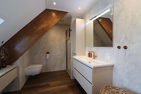 B&B Farm Grutsk in Suwald With its Harbor