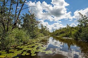 B&B Farm Grutsk in Suwald With its Harbor