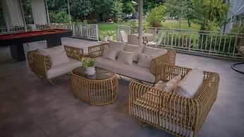 Di Bella Cabin Private Resort