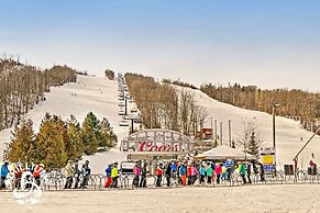 Mountainside Resort Condo at Blue