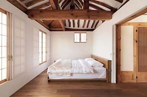 Nostalgia Hanok Hotel