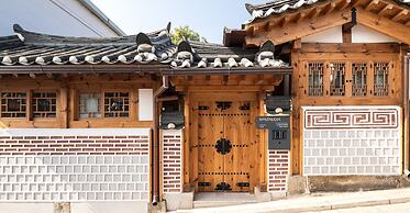 Nostalgia Hanok Hotel