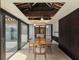 Nostalgia Hanok Hotel