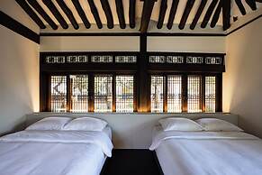 Nostalgia Hanok Hotel
