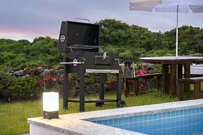 Gimnyeong stonewall Private Pool Villa
