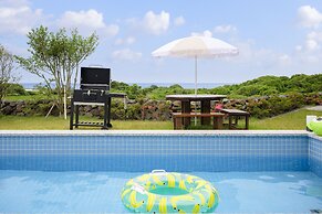 Gimnyeong stonewall Private Pool Villa