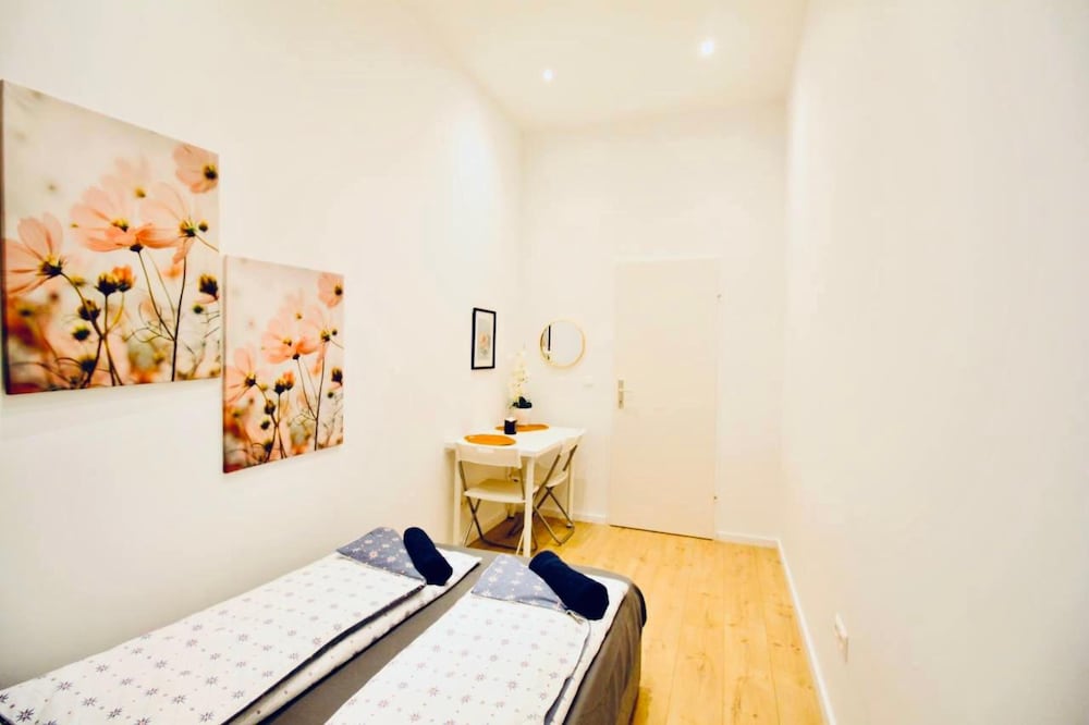 Cozy 5BR Apt 10min Walk to Augarten