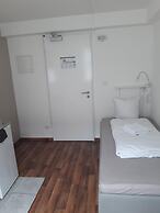 2-Rent Group Hostel Apartments SEN14