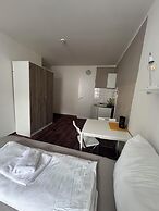 2-Rent Group Hostel Apartments SEN14
