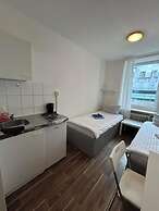 2-Rent Group Hostel Apartments SEN14