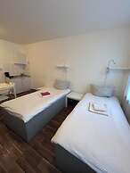 2-Rent Group Hostel Apartments SEN14