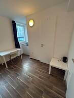 2-Rent Group Hostel Apartments SEN14