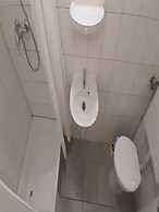 2-Rent Group Hostel Apartments SEN14