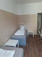 2-Rent Group Hostel Apartments SEN14