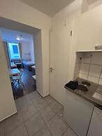 2-Rent Group Hostel Apartments SEN14