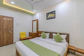 Hotel Radhe