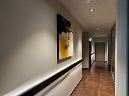 Steiners Business Hotel Self Check-in