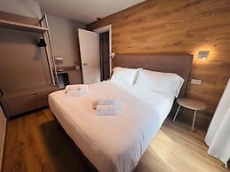 Lift Hotel