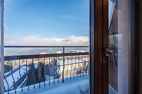 Lift Hotel