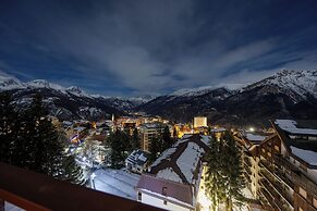 Lift Hotel