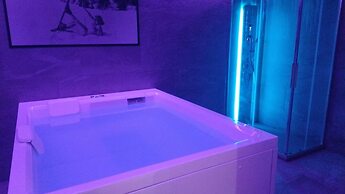 Lift Hotel