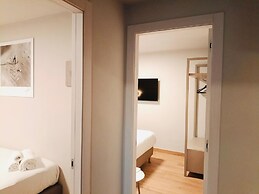 Lift Hotel