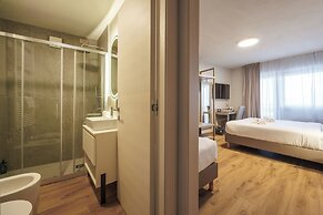 Lift Hotel