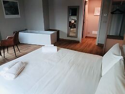 Lift Hotel