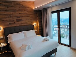 Lift Hotel