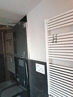 Lift Hotel