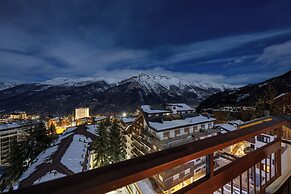 Lift Hotel