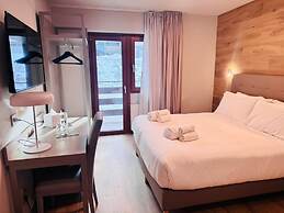 Lift Hotel