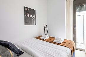 The Beatles 2-BR Apartment in Athens