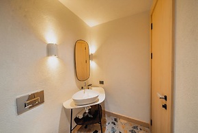 Casa Colore Boutique House