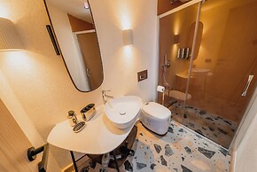 Casa Colore Boutique House