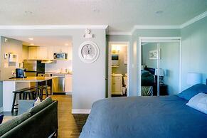 Updated Blue Mountain studio North Creek