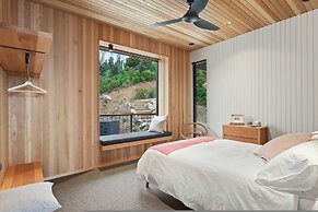 At Wye Eyrie II in Wye River