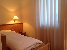 HOTEL VILLA ROSA