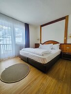 HOTEL VILLA ROSA