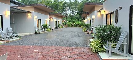 Pakrongcheeb Resort