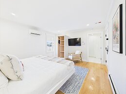 Eureka Hotel