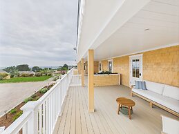 Eureka Hotel