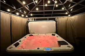 3 Bed-sleeps 6-hot Tub-pet Friendly-parking