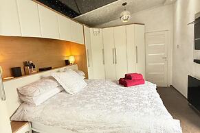 3 Bed-sleeps 6-hot Tub-pet Friendly-parking