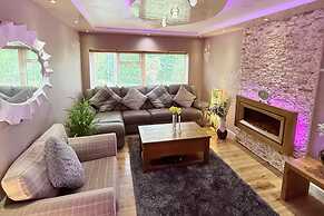 3 Bed-sleeps 6-hot Tub-pet Friendly-parking
