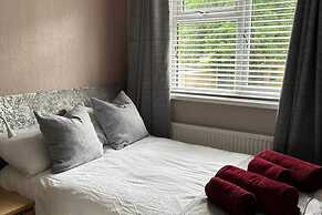 3 Bed-sleeps 6-hot Tub-pet Friendly-parking
