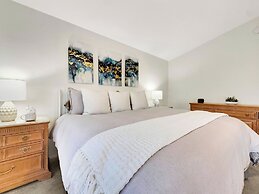 Flame Tree Sun Lakes