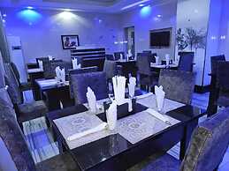 Quince Garden Hotel